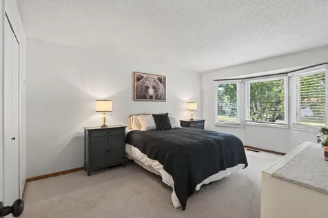 14332 Glenda Drive Apple Valley MN 55124