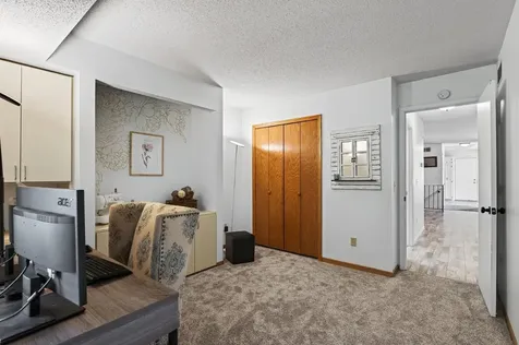 14332 Glenda Drive Apple Valley MN 55124