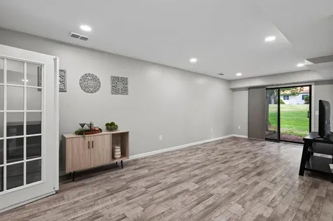 14332 Glenda Drive Apple Valley MN 55124