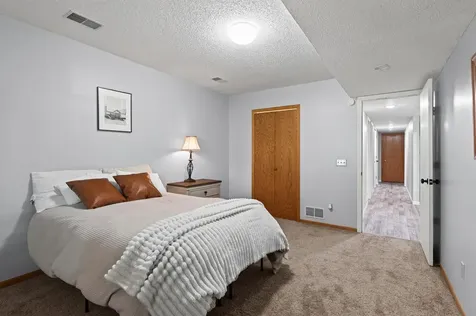 14332 Glenda Drive Apple Valley MN 55124