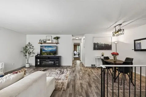 14332 Glenda Drive Apple Valley MN 55124