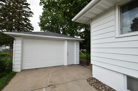 821 SE 12th Avenue SE Rochester MN 55904