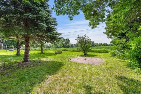 620 Nelson Boulevard Montrose MN 55363