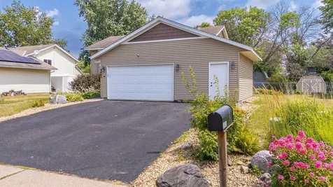 3665 James Court Hastings MN 55033