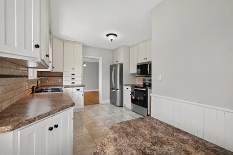 760 Nebraska Avenue E Saint Paul MN 55106