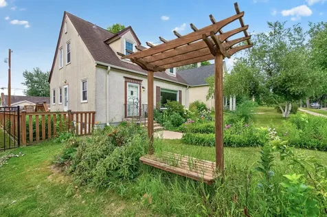 760 Nebraska Avenue E Saint Paul MN 55106