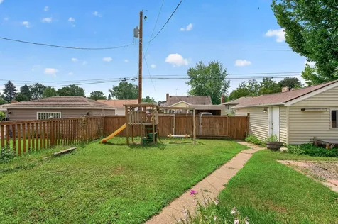 760 Nebraska Avenue E Saint Paul MN 55106