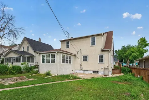 760 Nebraska Avenue E Saint Paul MN 55106