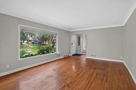 760 Nebraska Avenue E Saint Paul MN 55106