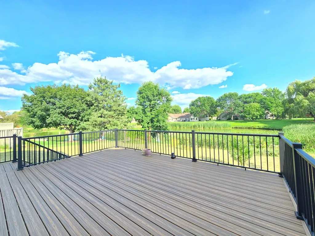 4625 Edinbrook Terrace Brooklyn Park MN 55443
