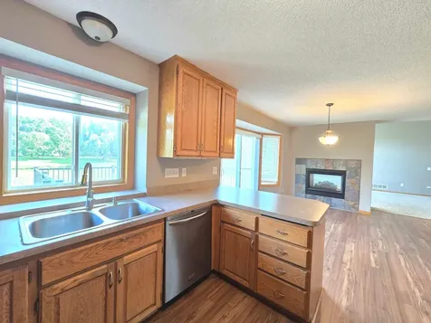 4625 Edinbrook Terrace Brooklyn Park MN 55443