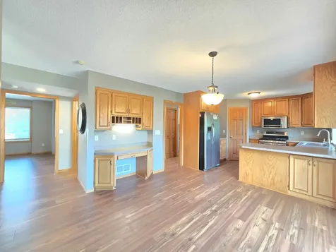 4625 Edinbrook Terrace Brooklyn Park MN 55443