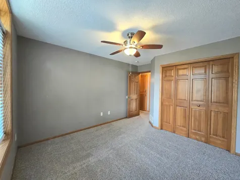4625 Edinbrook Terrace Brooklyn Park MN 55443