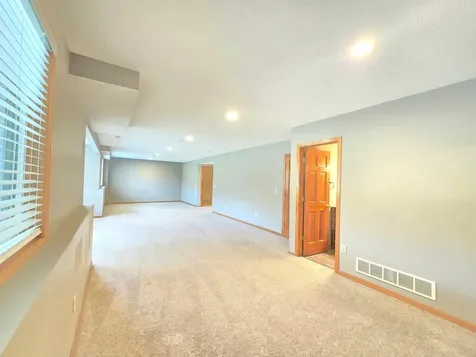 4625 Edinbrook Terrace Brooklyn Park MN 55443