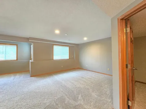 4625 Edinbrook Terrace Brooklyn Park MN 55443