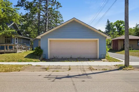 202 E Main Street Crosby MN 56441