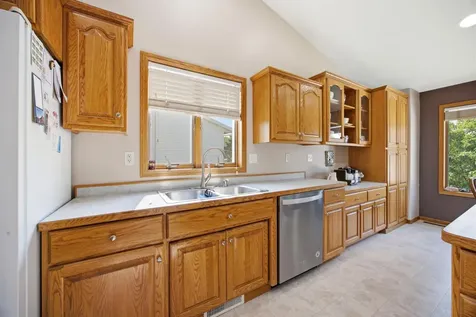 3515 44th Avenue S Fargo ND 58104