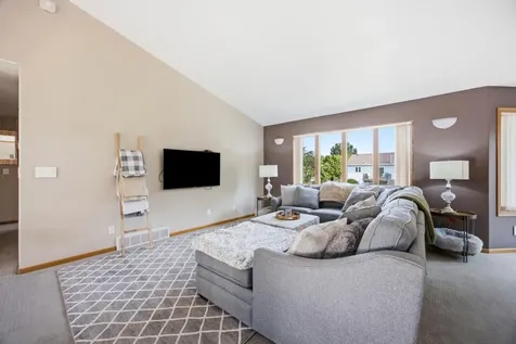 3515 44th Avenue S Fargo ND 58104