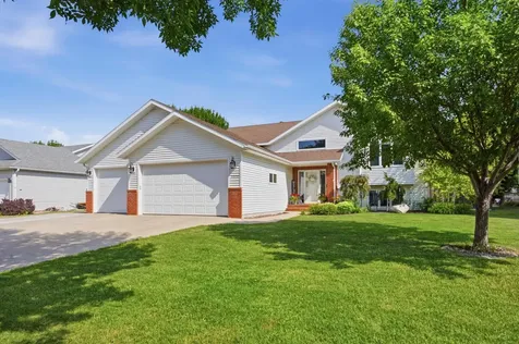 3515 44th Avenue S Fargo ND 58104