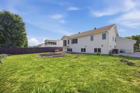 3515 44th Avenue S Fargo ND 58104