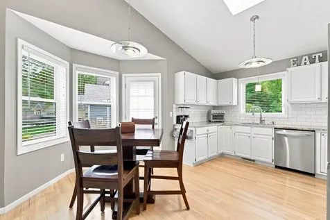8081 Hidden Circle Chanhassen MN 55317
