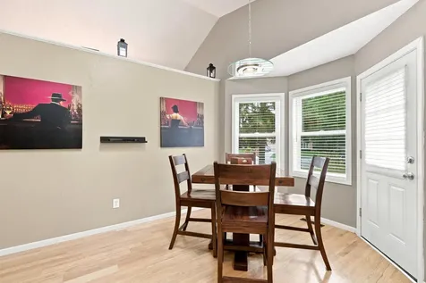 8081 Hidden Circle Chanhassen MN 55317
