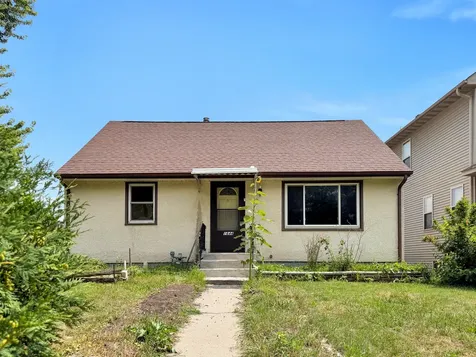 1644 Woodbridge Street Saint Paul MN 55117