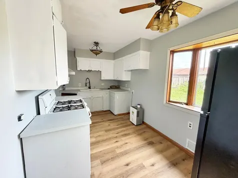 1644 Woodbridge Street Saint Paul MN 55117