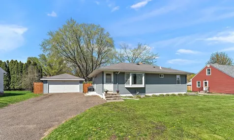 63 Ferndale Street N Maplewood MN 55119