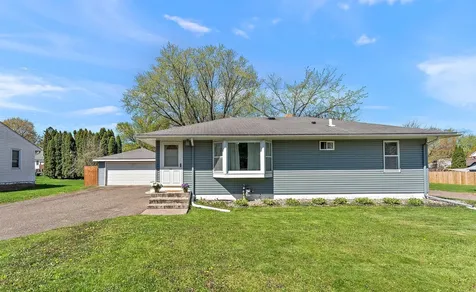 63 Ferndale Street N Maplewood MN 55119