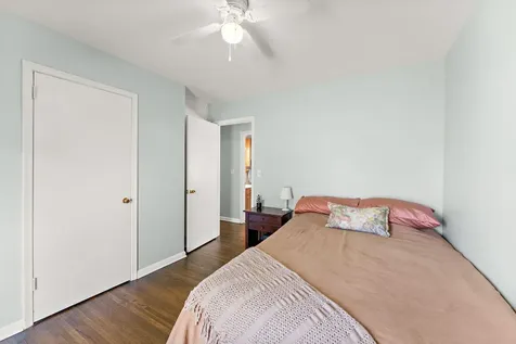 63 Ferndale Street N Maplewood MN 55119