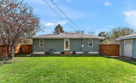 63 Ferndale Street N Maplewood MN 55119