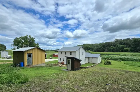 18395 Game Road Preston MN 55965