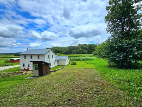 18395 Game Road Preston MN 55965