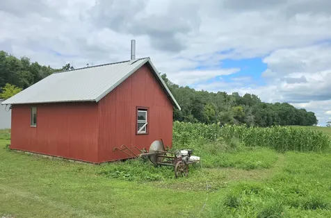 18395 Game Road Preston MN 55965