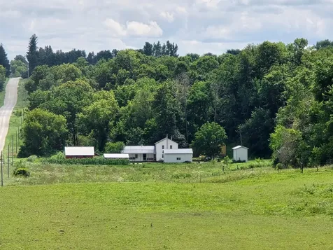 18395 Game Road Preston MN 55965