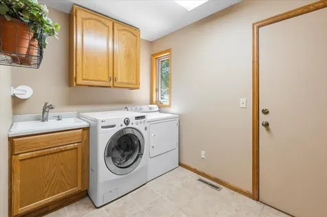 11273 N Eagle Lake Boulevard Maple Grove MN 55369