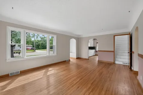 307 E 4th Street Monticello MN 55362
