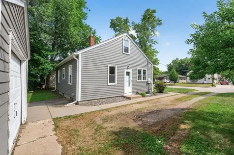 307 E 4th Street Monticello MN 55362