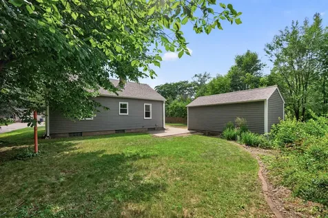 307 E 4th Street Monticello MN 55362