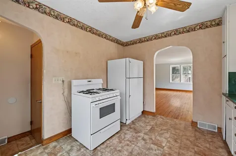307 E 4th Street Monticello MN 55362