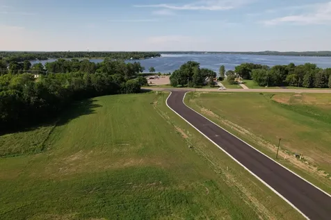 2006 South Ridge Road Detroit Lakes MN 56501