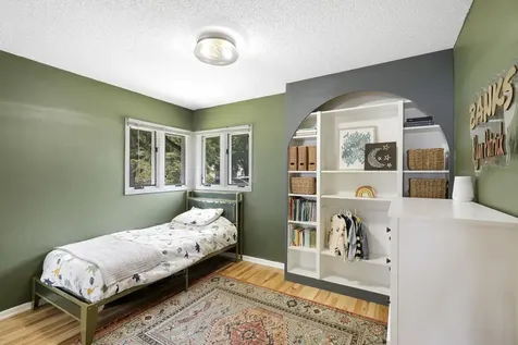 5312 Rhode Island Avenue N New Hope MN 55428