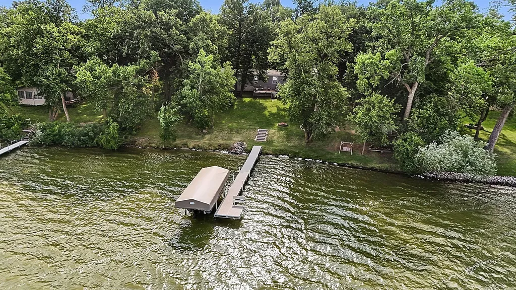 22430 62nd Street NW Sunburg MN 56289