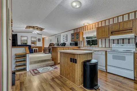 22430 62nd Street NW Sunburg MN 56289