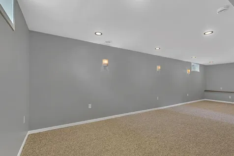 141 19 1/2 Avenue N Saint Cloud MN 56303