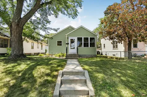 141 19 1/2 Avenue N Saint Cloud MN 56303