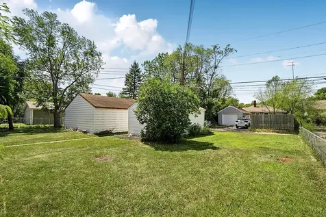 141 19 1/2 Avenue N Saint Cloud MN 56303