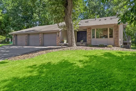 14872 Hickory Court Eden Prairie MN 55346