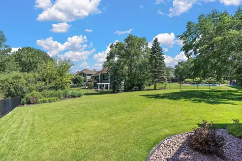 8072 Enclave Circle Woodbury MN 55125